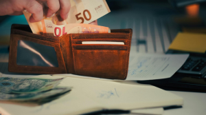 The Multiplier Effect: How a Bank of America Credit Card Gets More Powerful the Richer You Get